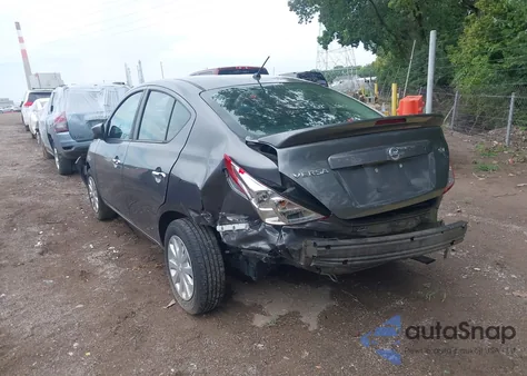 2019 Nissan Versa 1.6 Sv z USA, uszkodzony, nr VIN 3N1CN7AP8KL874950